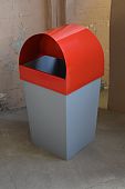 Урна для мусора мусорка уличная Руслан красная